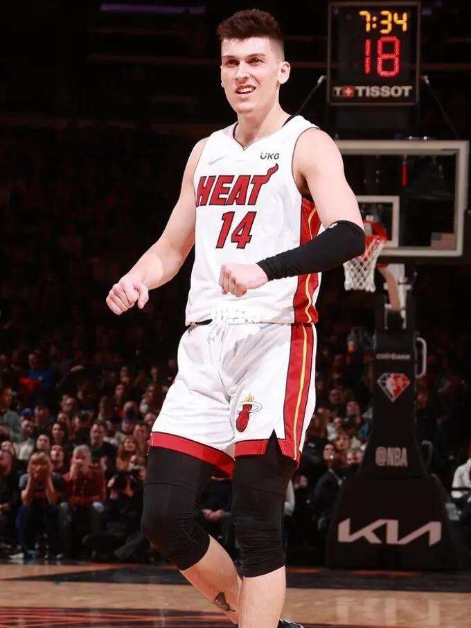 不仅是对历 不仅是对历