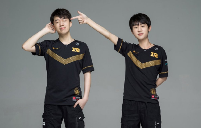 同步推进 同步推进