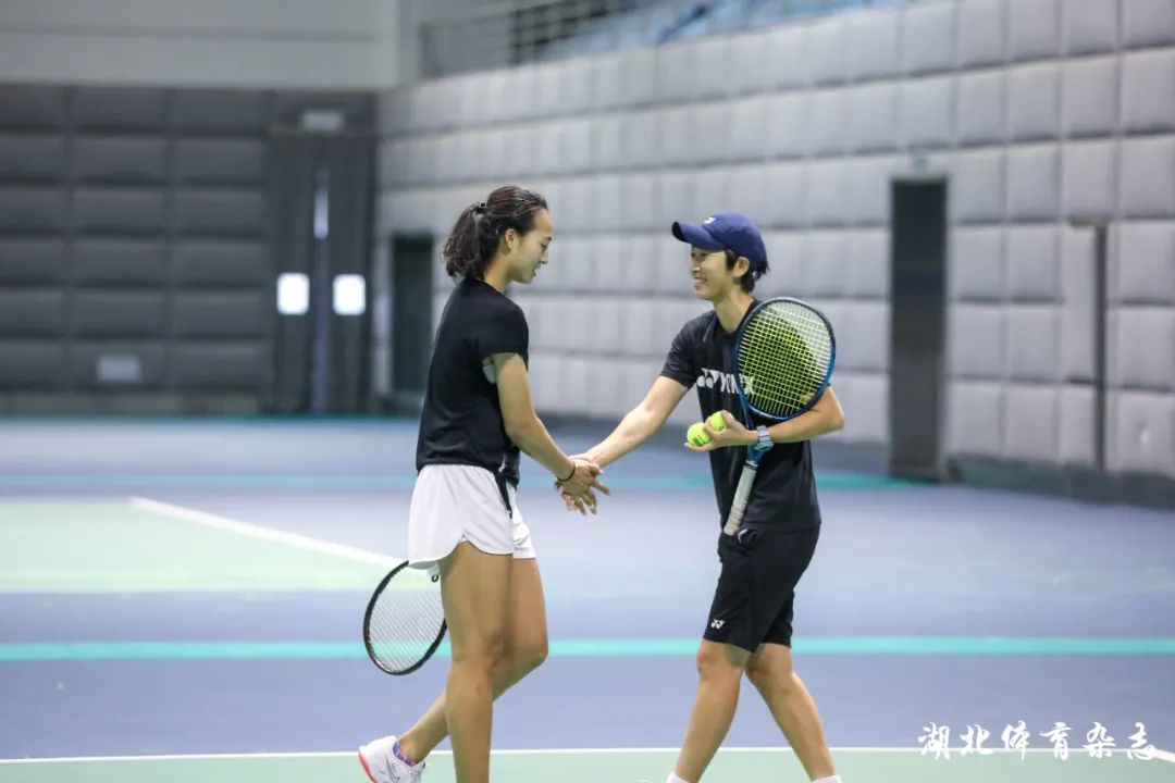 与东亚的跨 与东亚的跨