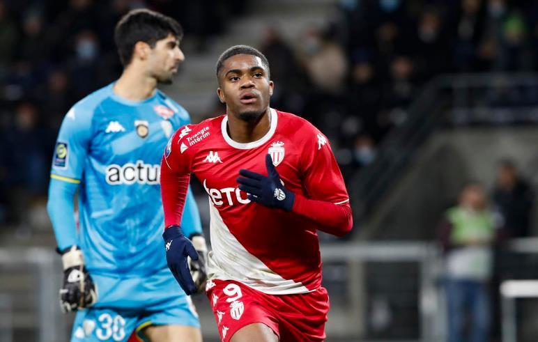 身体对抗高 身体对抗高